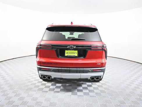 Used 2024 Chevrolet Traverse Z71 image 5