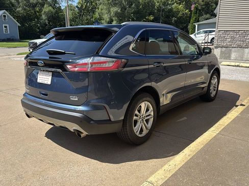 Used 2019 Ford Edge SEL w/ Equipment Group 201A FWD image 4
