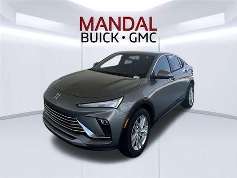 Used 2024 Buick Envista Preferred FWD image 1