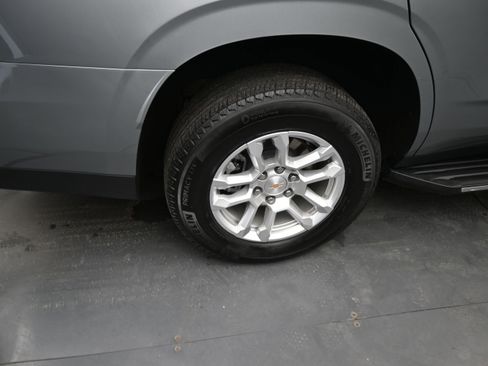 Used 2025 Chevrolet Tahoe LT AWD/4WD image 11