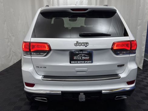 Used 2019 Jeep Grand Cherokee Summit image 8