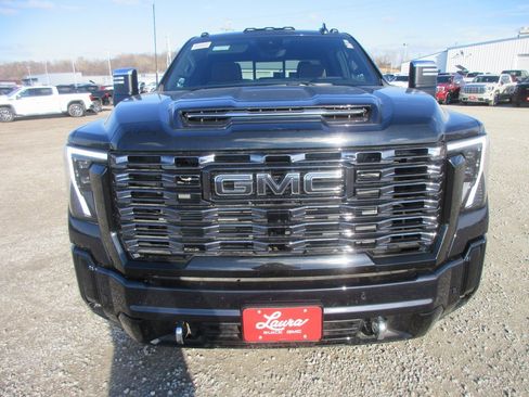 New 2026 GMC Sierra 2500 Denali Ultimate image 12
