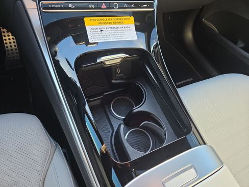 New 2026 Mercedes-Benz GLC 300 image 22