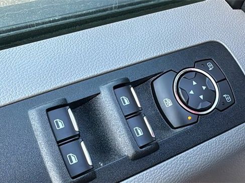 Certified 2019 Ford F150 XLT w/ Equipment Group 302A Luxury image 10