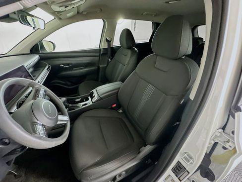 Used 2025 Hyundai Tucson SEL FWD image 13