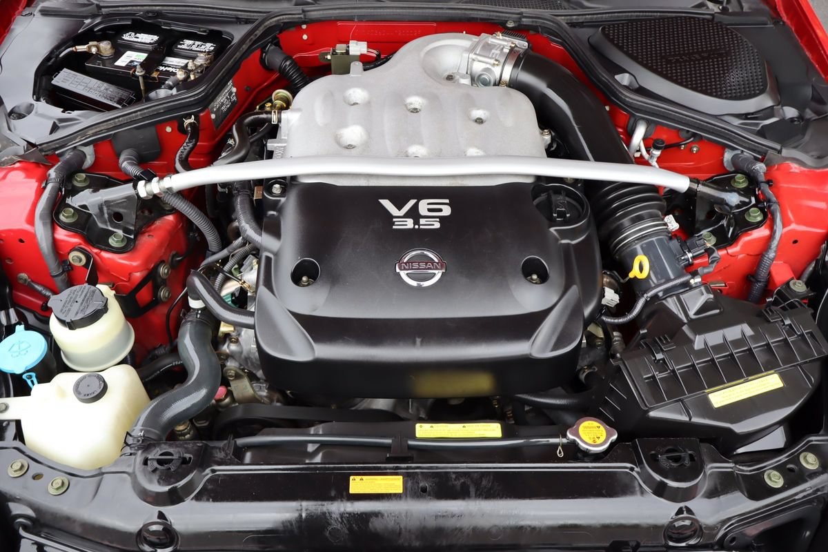 Used 2004 Nissan 350Z Enthusiast RWD image 48