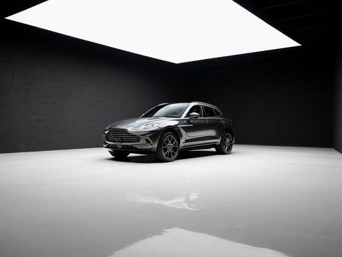 Used 2021 Aston Martin DBX image 80