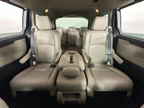 Used 2024 Honda Odyssey EX-L image 4