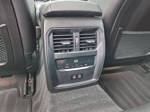 Used 2022 BMW 330i Sedan w/ Premium Package RWD image 18