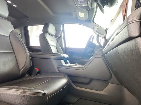 Used 2024 GMC Sierra 2500 Denali AWD/4WD image 24