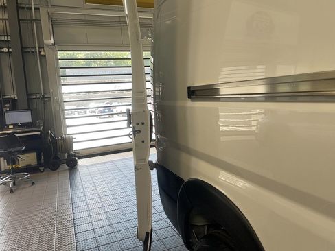 Used 2025 RAM ProMaster 3500 w/ Convenience Group FWD image 7