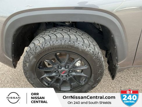Used 2023 Toyota Tundra Limited w/ TRD Off-Road Package image 9