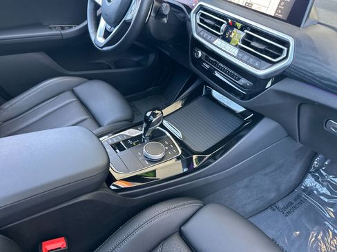 Used 2024 BMW X3 xDrive30i w/ Convenience Package image 16