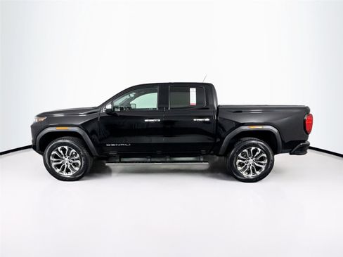 Used 2023 GMC Canyon Denali image 14