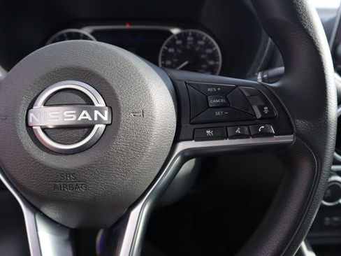 Certified 2025 Nissan Sentra SV image 22