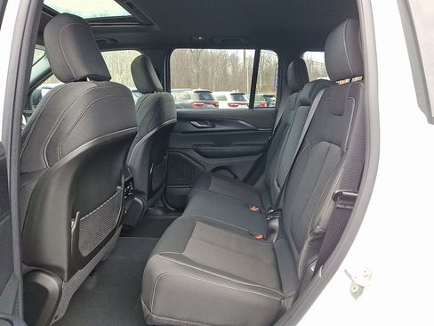 New 2026 Jeep Grand Cherokee Laredo X AWD/4WD image 7
