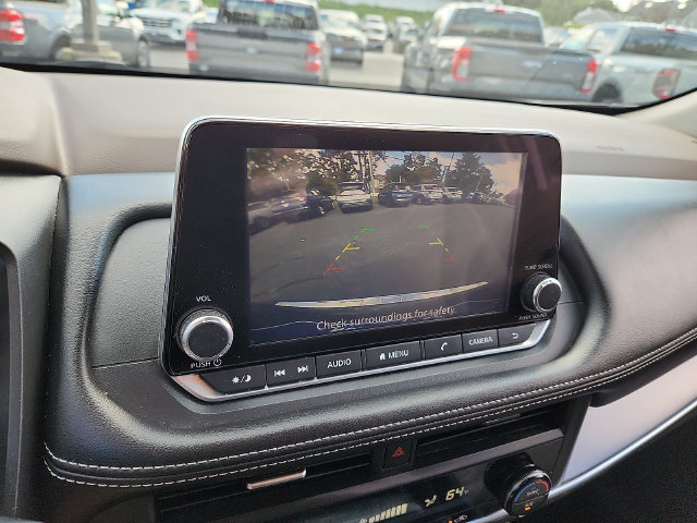 Used 2023 Nissan Rogue SV AWD/4WD image 18