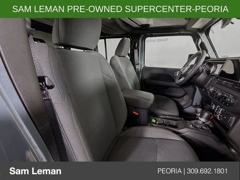 Used 2025 Jeep Wrangler Unlimited Sahara w/ Safety Group image 26