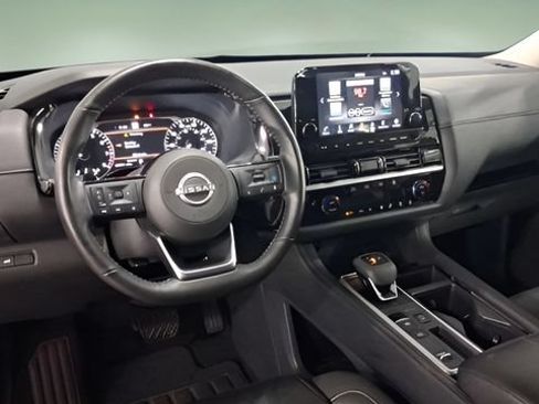 Used 2025 Nissan Pathfinder SL w/ Cargo Package FWD image 25