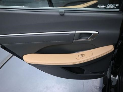 New 2025 Hyundai Sonata Limited image 73