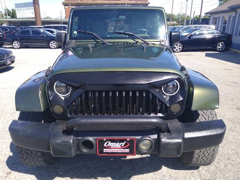 Used 2008 Jeep Wrangler Unlimited Sahara image 7