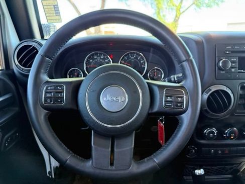 Used 2015 Jeep Wrangler Unlimited Sport w/ Quick Order Package 24S AWD/4WD image 20