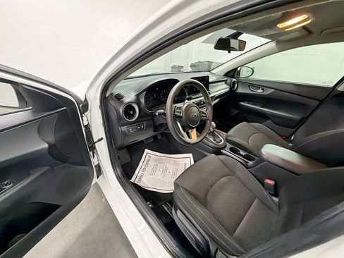 Used 2020 Kia Forte LXS image 10