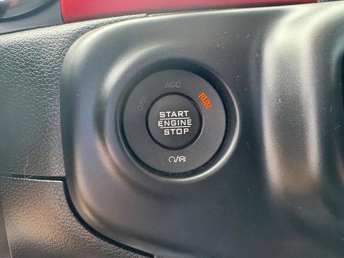 Used 2021 Jeep Wrangler Rubicon AWD/4WD image 12