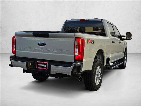 New 2026 Ford F250 XLT w/ FX4 Off-Road Package image 2