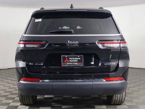 Used 2023 Jeep Grand Cherokee L Limited image 14