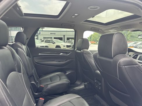 Used 2020 Buick Enclave Avenir AWD/4WD image 14