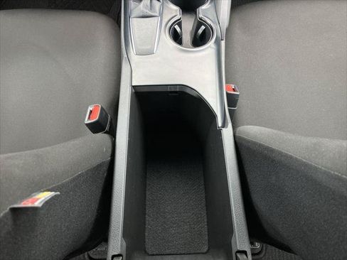 Certified 2018 Toyota Camry LE FWD image 17