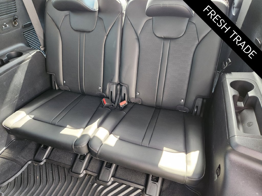 Certified 2025 Kia Sorento S w/ Panoramic Sunroof Package FWD image 31