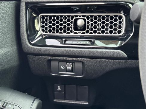 Used 2025 Honda Civic LX image 23