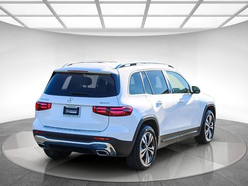 Certified 2025 Mercedes-Benz GLB 250 GLB 250 image 4