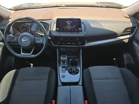 Used 2021 Nissan Rogue SV FWD image 10