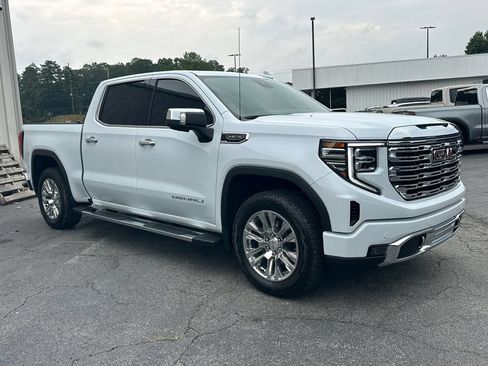 Used 2026 GMC Sierra 1500 Denali AWD/4WD image 4