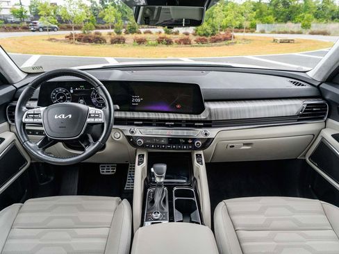 Used 2025 Kia Telluride SX Prestige AWD/4WD image 24