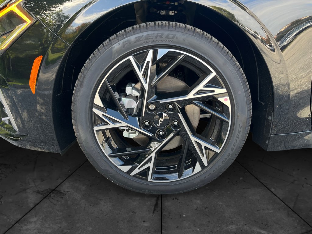New 2026 Kia K5 GT-Line FWD image 14