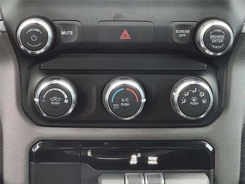 Used 2020 RAM 1500 Big Horn image 5