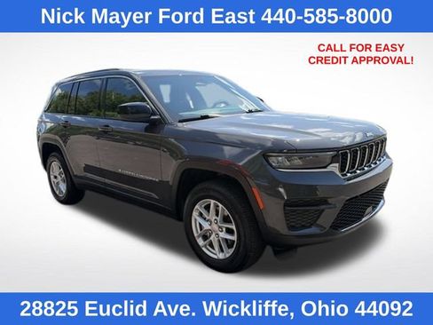 Used 2024 Jeep Grand Cherokee Laredo X AWD/4WD image 1