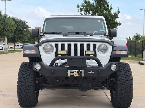 Used 2020 Jeep Wrangler Sport AWD/4WD image 2