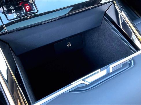 New 2026 Land Rover Range Rover Sport Dynamic SE image 23