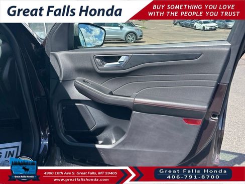 Used 2023 Ford Escape ST-Line Elite w/ Premium Technology Package AWD/4WD image 28