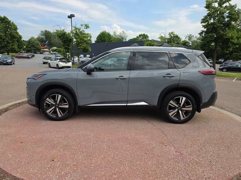 Used 2023 Nissan Rogue SL w/ SL Premium Package AWD/4WD image 2