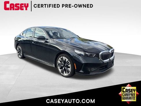 Certified 2026 BMW i5 eDrive40 AWD/4WD image 1