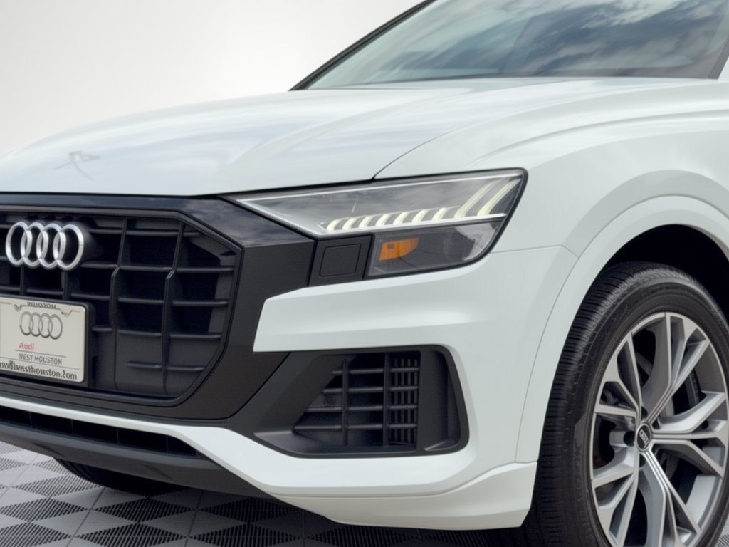 Used 2023 Audi Q8 Premium AWD/4WD image 12