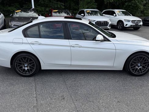 Used 2018 BMW 320i xDrive Sedan AWD/4WD image 20
