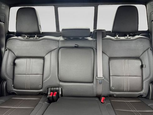 Used 2024 Chevrolet Silverado 2500 High Country w/ Z71 Off-Road Package image 20