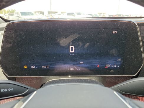 Used 2025 Chevrolet Traverse Z71 AWD/4WD image 18